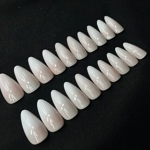 Medium almond ombre nails